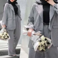 مدل مانتو برای عید ۱۴۰۱ با انواع طرح های شیک و خاص